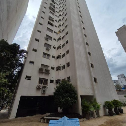 photo_5055346936449272621_y